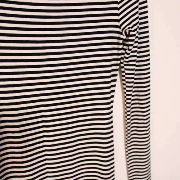 Bar III Long Sleeve Body con Striped Dress - Picture 9 of 10